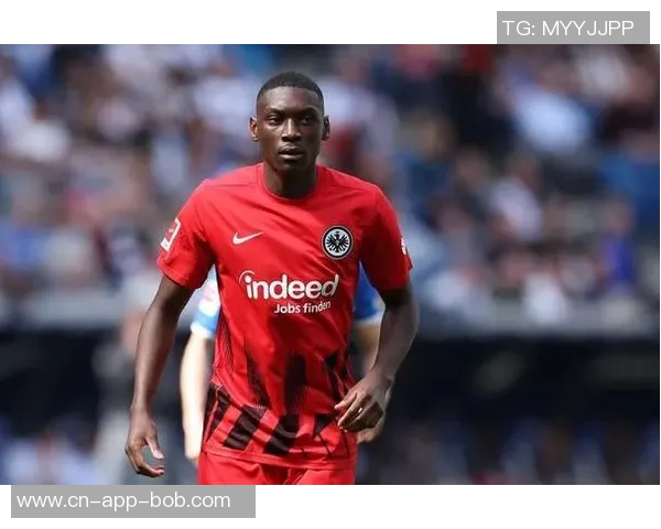 穆阿尼遭马奎尔撞击下巴受伤无需手术预计缺阵六到八周 穆阿尼遭马奎尔撞击下巴受伤无需手术预计缺阵六到八周