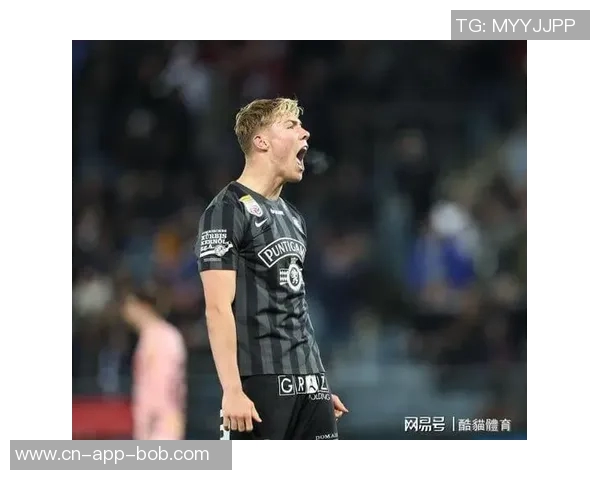 炸弹小队重现江湖拉什福德与霍伊伦引领新潮流