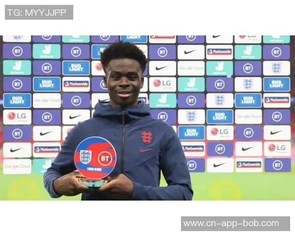 马雷斯卡称赞加纳乔表现出色并强调对阿昌庞的信任与支持